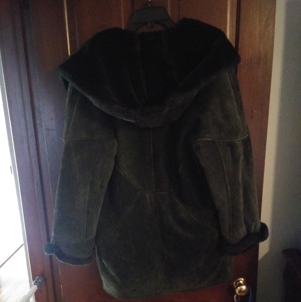 Leather coat - Picture 4 of 5